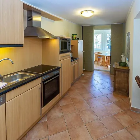 Malepartus - 07 * Binz